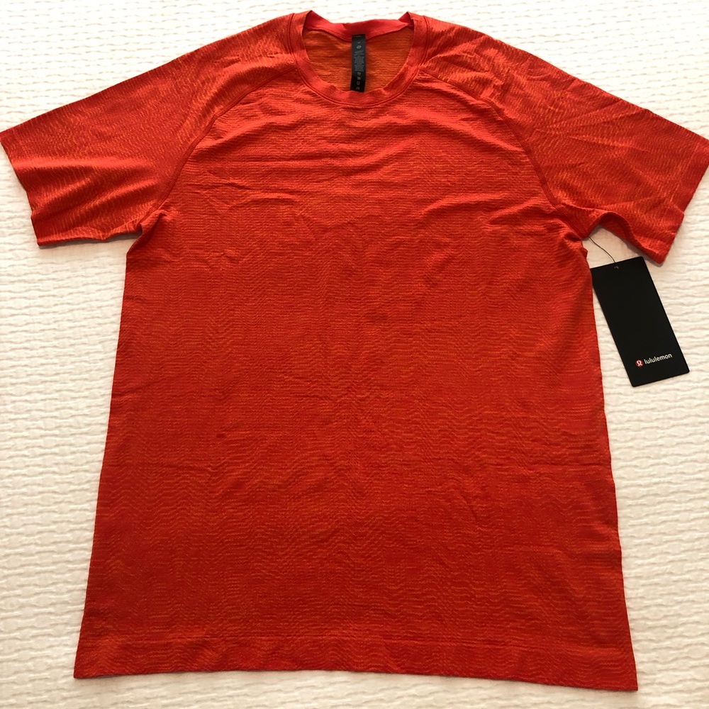 Lululemon Men’s Metal Vent Tech SS shirt, Size M. New with tags.